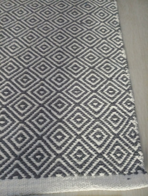 cotton diamond rug